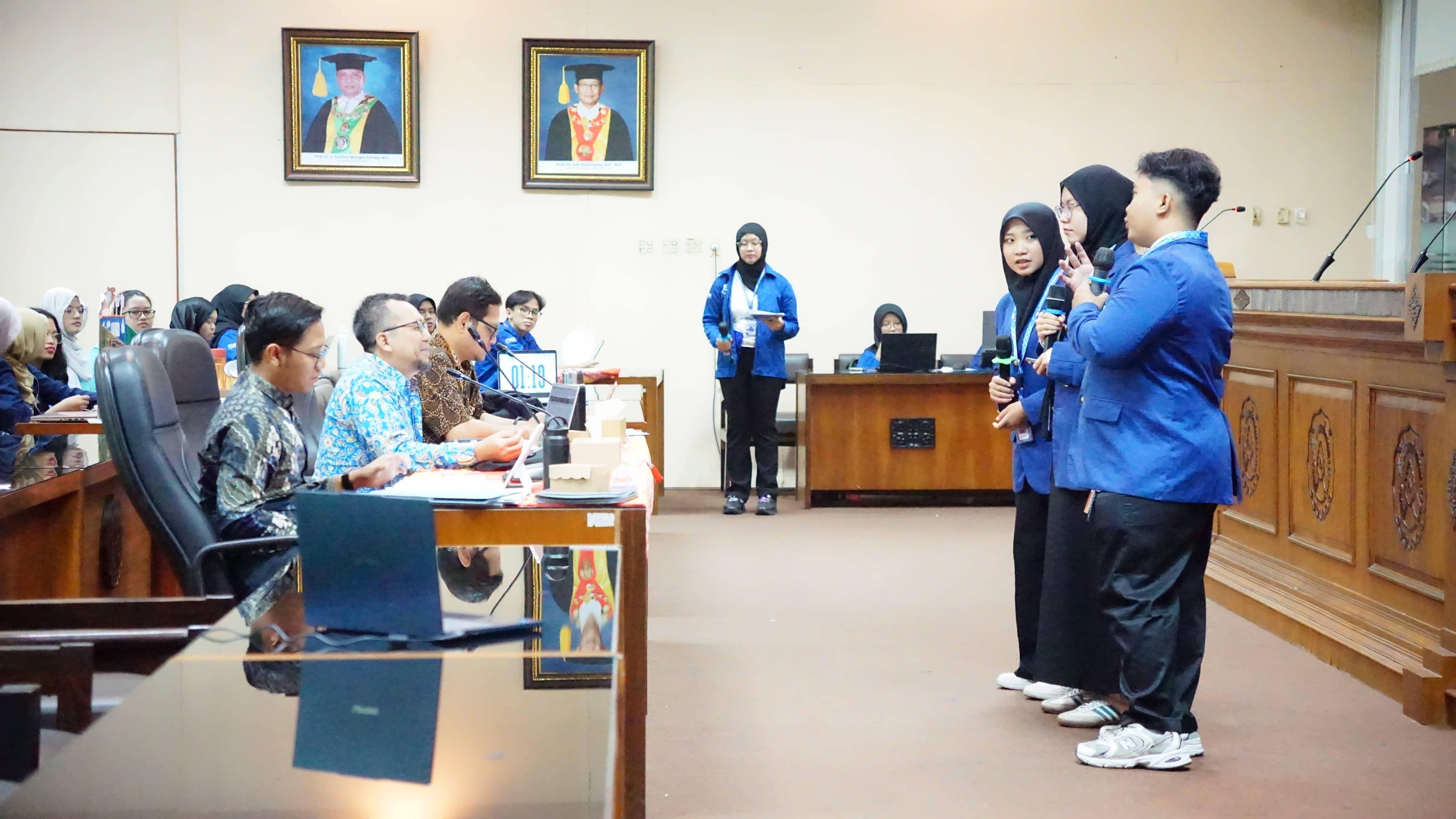 Festival Ilmiah Mahasiswa